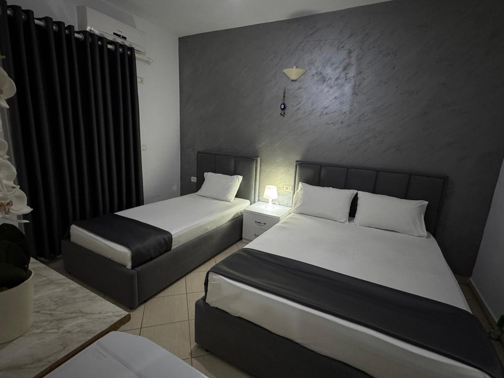 Hotel Two Mermaids Ksamil Luaran gambar