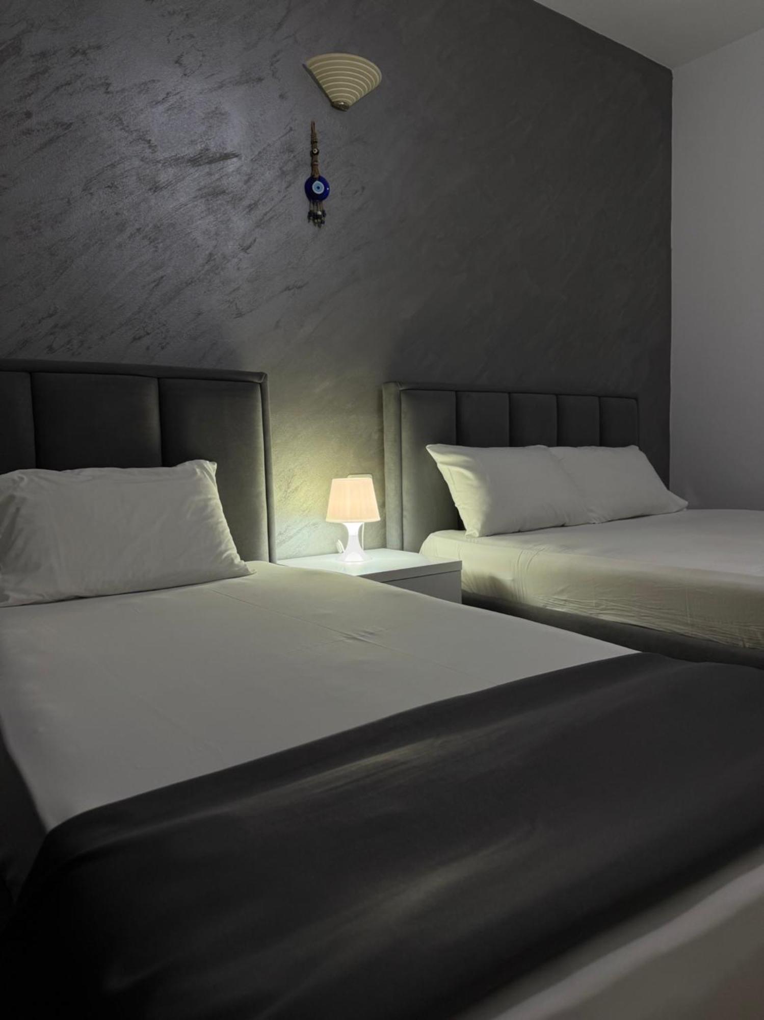 Hotel Two Mermaids Ksamil Luaran gambar