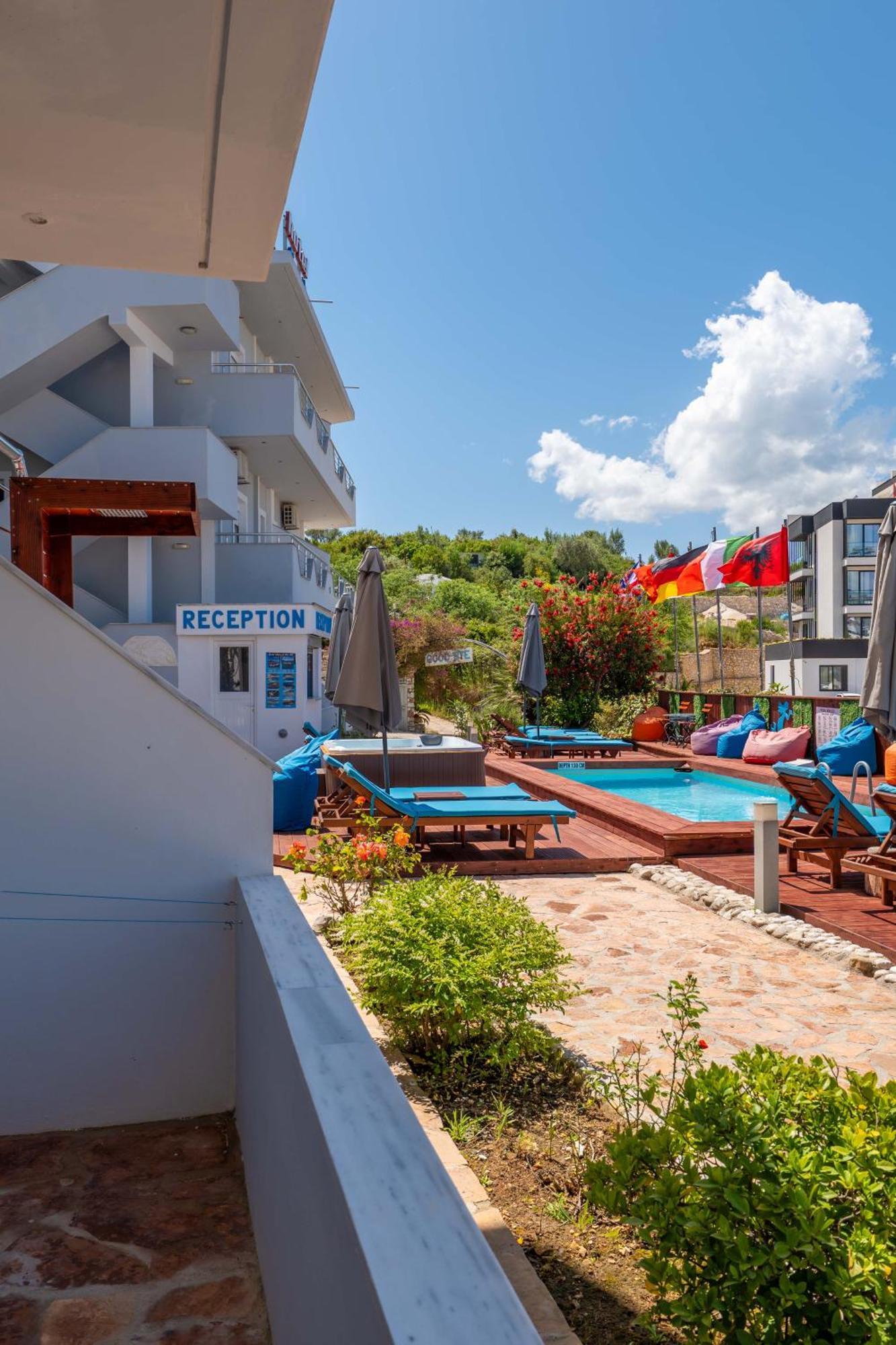 Hotel Two Mermaids Ksamil Luaran gambar